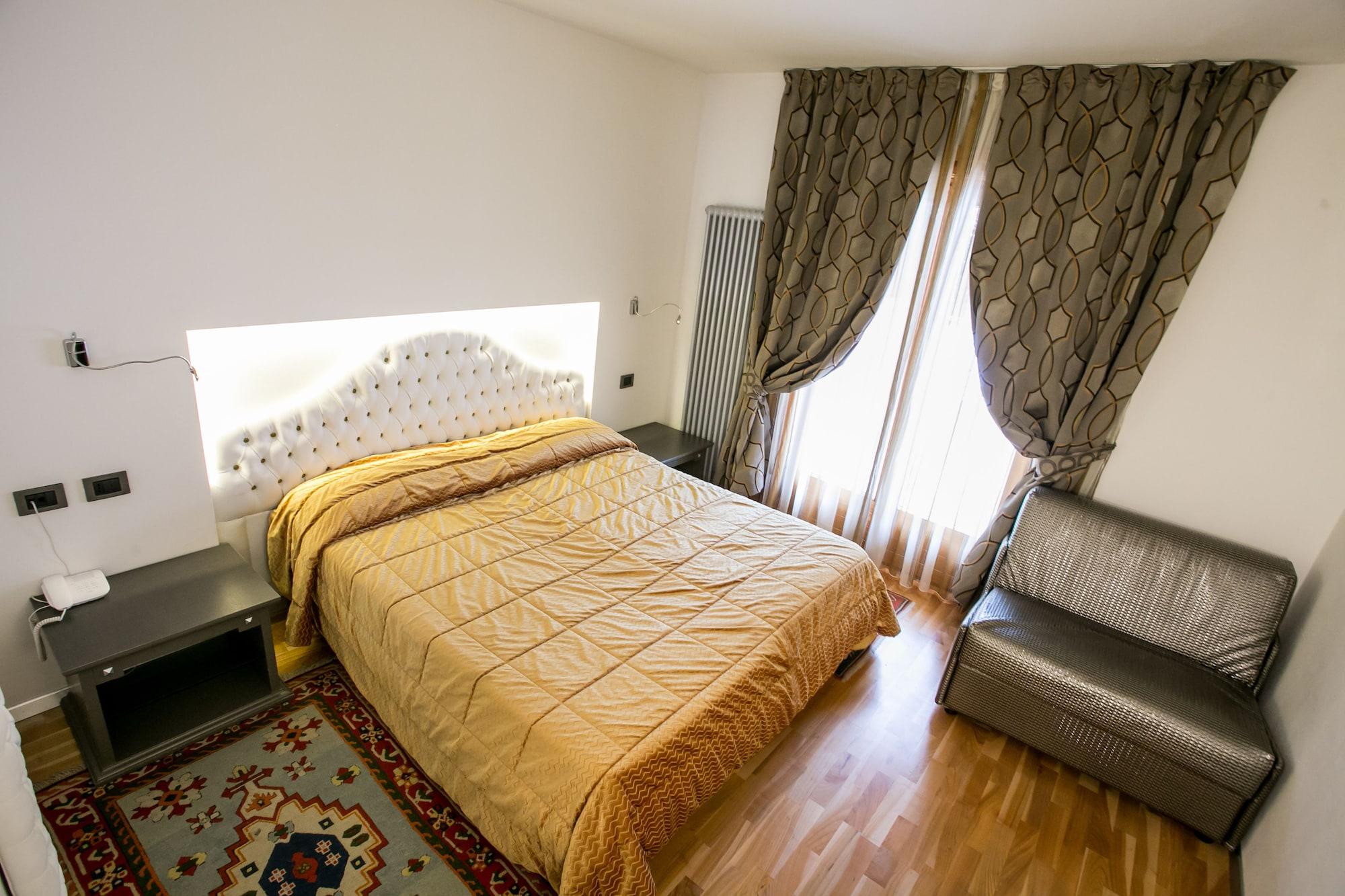 Design Oberosler Hotel Мадонна-ді-Кампільйо Екстер'єр фото