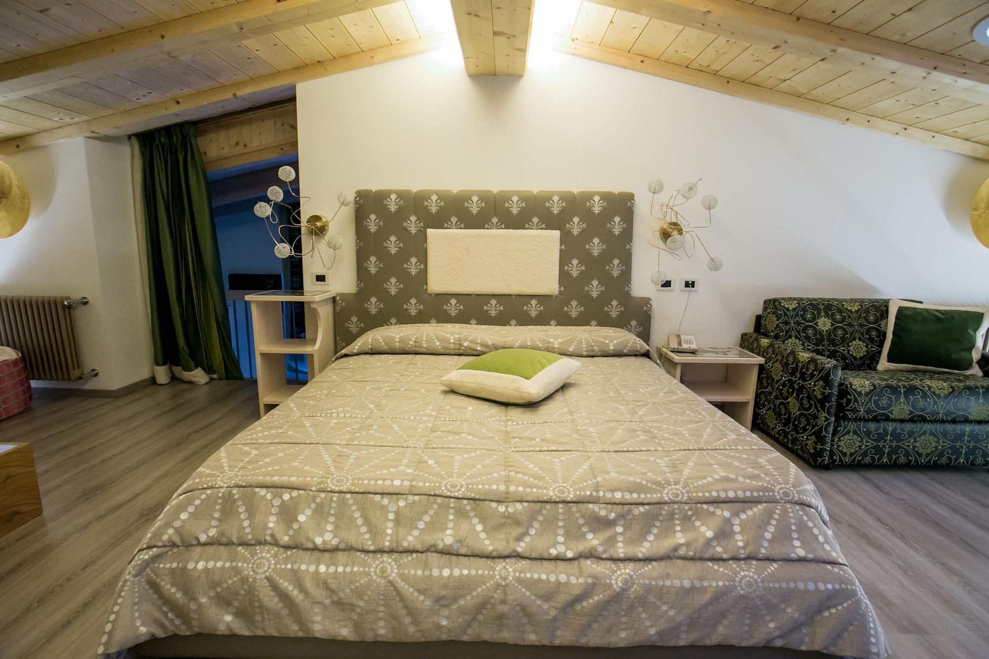 Design Oberosler Hotel Мадонна-ді-Кампільйо Екстер'єр фото